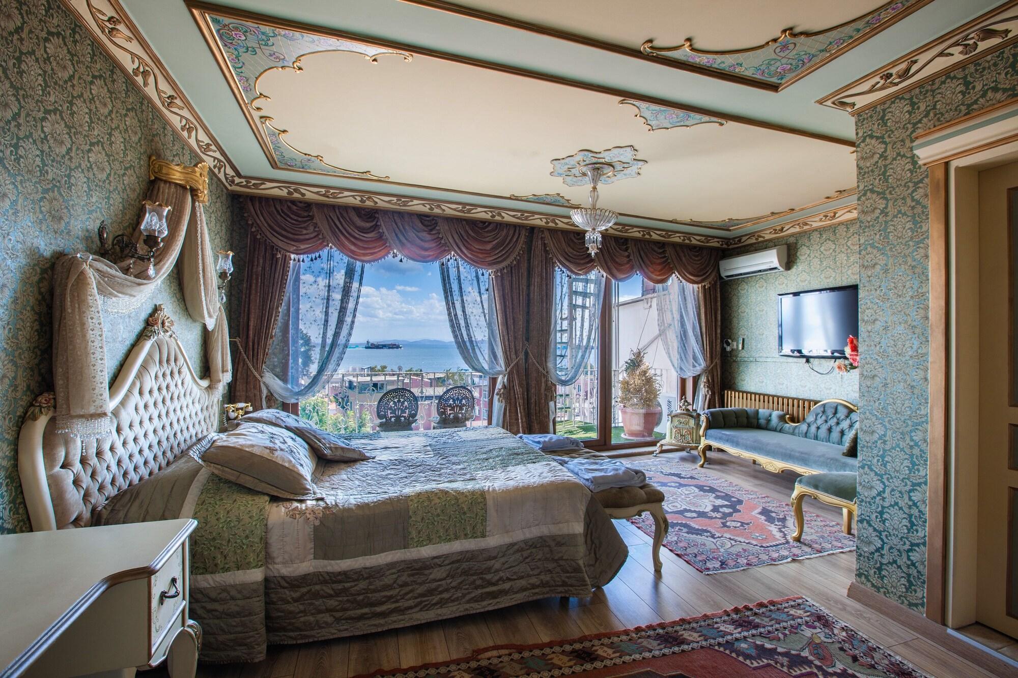 Отель Romantic 3*